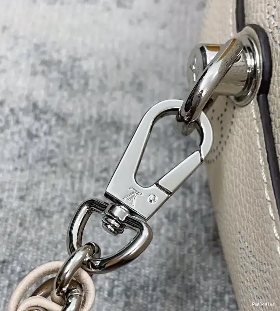 Fake Louis Bags VUITTON LOUIS KNOT PM WHY 0603